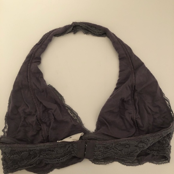 UO bralette 3 FOR 15$ - Picture 2 of 3
